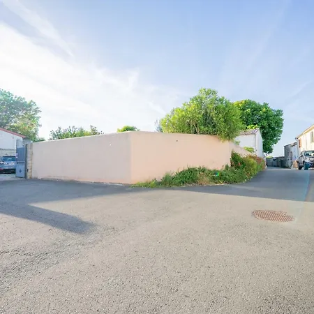 The Of The Whispers Of The South-west * Villedoux