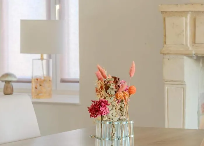 The Of The Whispers Of The South-west Villedoux