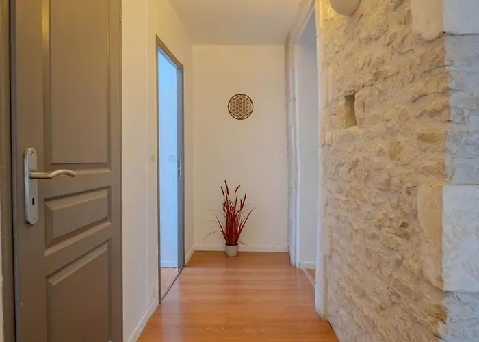 The Of The Whispers Of The South-west Villa