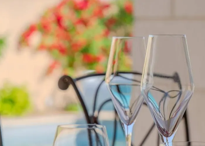 The Of The Whispers Of The South-west Villedoux